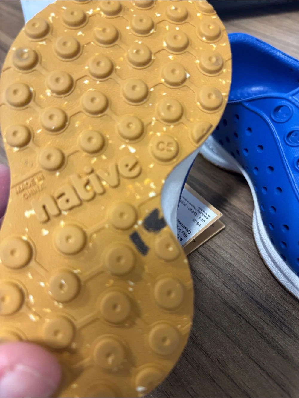 Native Kids Robbie Sugarlite shoes size C5